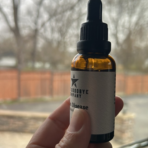 The Goodbye Company 100% natural BPA free Gum Disease dropper Neem & Clove oil - Picture 5 of 5